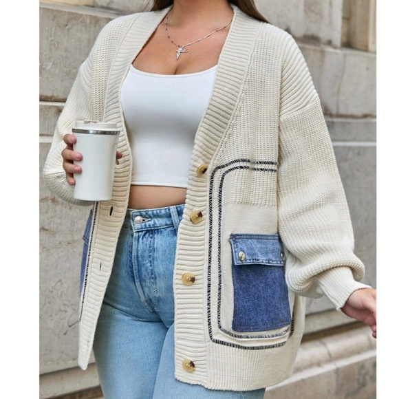 Cozy Denim Pockets Color Block Button Down Cardigan - Picture 2 of 4